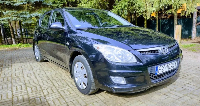 hyundai wielkopolskie Hyundai I30 cena 13900 przebieg: 262000, rok produkcji 2007 z Ciechocinek
